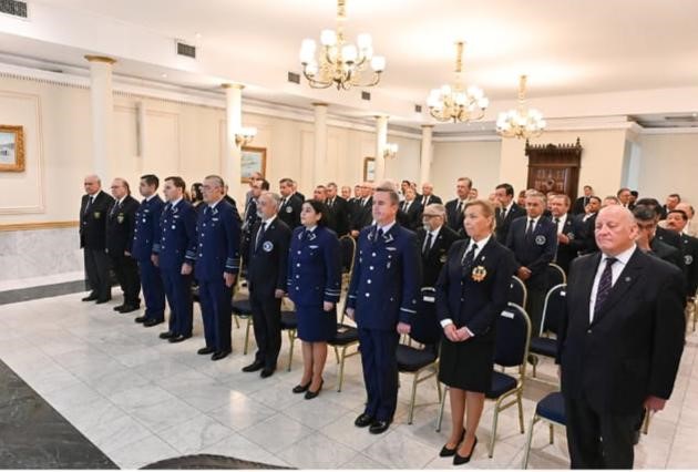 Cien Águilas participa de aniversario de Águilas Blancas, centro de ex cadetes y oficiales de la FACH